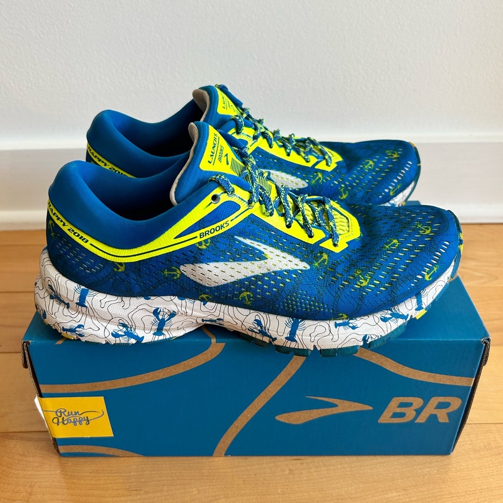 Brooks Launch 5 Blue and Yellow Athletic Shoes - Picture 2 of 7